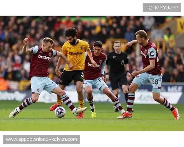 保级大战提前打响 西汉姆联与狼队苦苦挣扎降级区